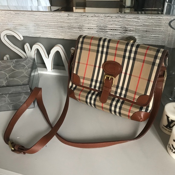 burberry crossbody vintage
